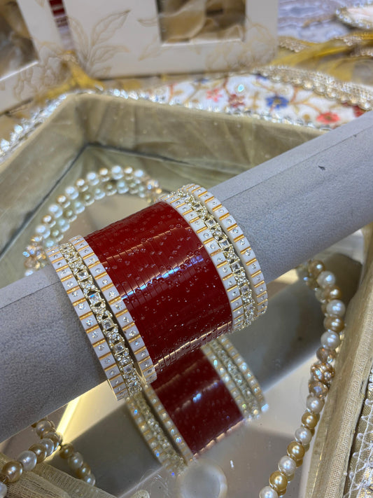 SHORT CHURA WITH TRADITION AND AD TOUCH