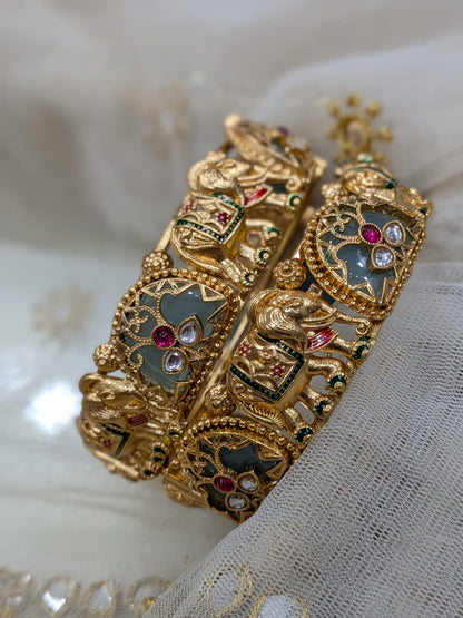 ELEPHANT LOOK HERITAGE BANGLES