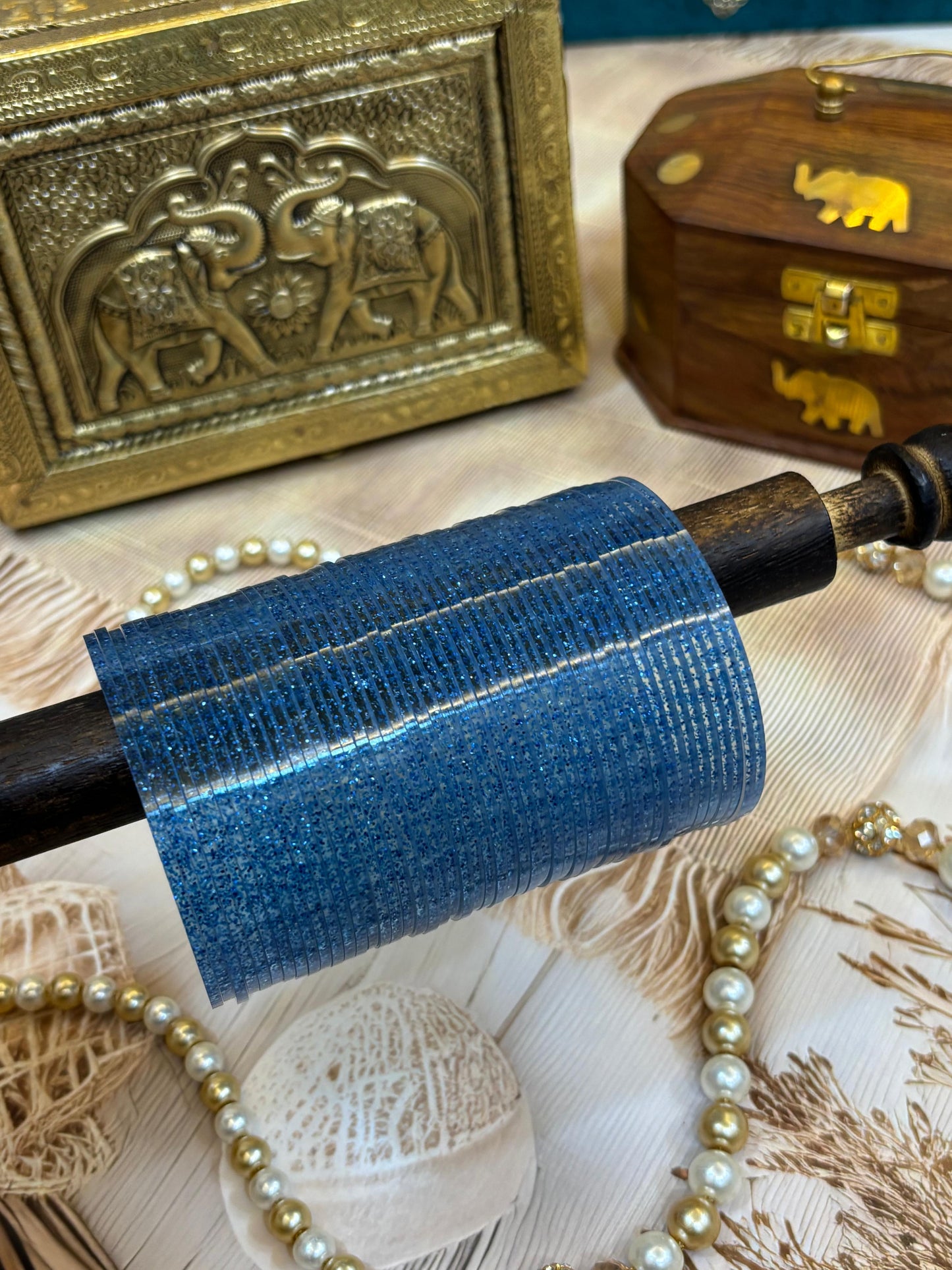 SHIMMERY BANGLES